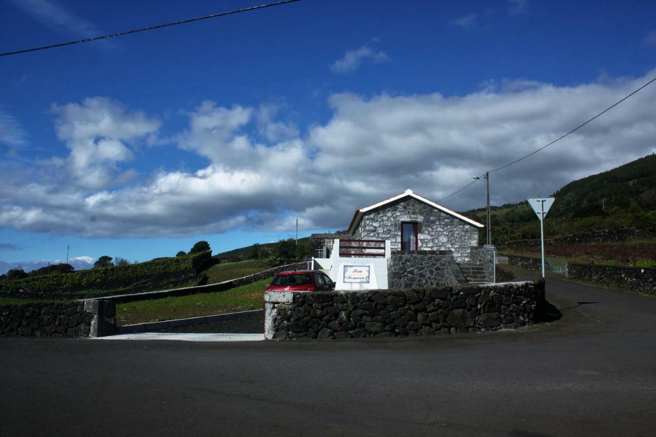 Melo'S Place Мадалена Екстер'єр фото
